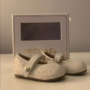 Michael Kors Infant Shoes (Baby Grace Logo)